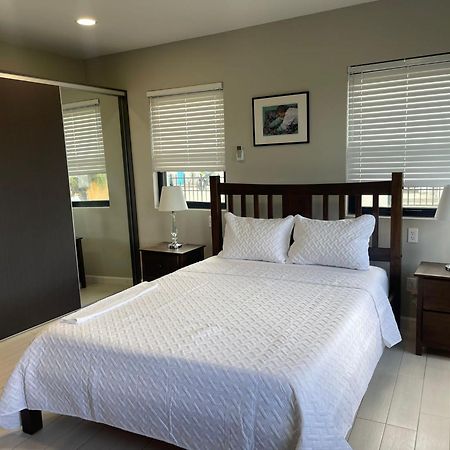 Hillsboro Condominiums บาสแตร์ ภายนอก รูปภาพ